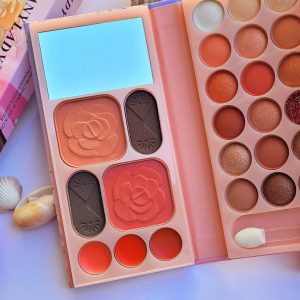 پالت چندکاره آنی لیدی طرح زیبای شکوفه های آلبالو پالت چندکاره آنی لیدی طرح زیبای شکوفه های آلبالو