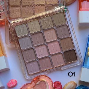 پالت سایه اورجینال میس لارا پالت سایه اورجینال میس لارا