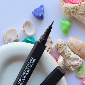 خط چشم ماژیکی ۴۸ ساعته مک